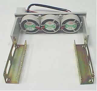 Hard drive cooler with 3 x 4cm fans
